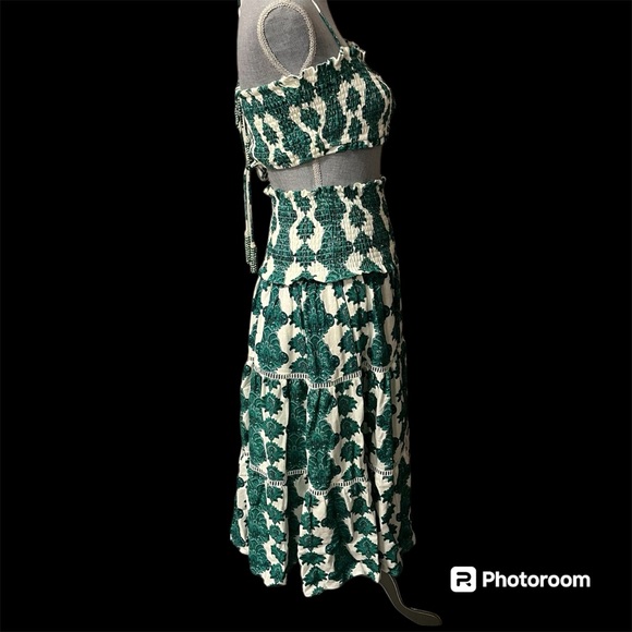 House of Harlow 1960 2 Piece Skirt Set - Picture 6 of 11